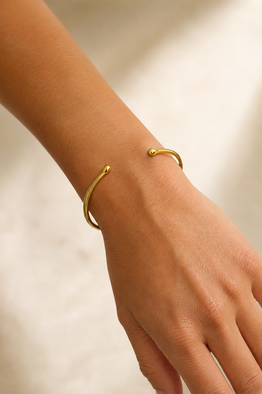 Wavy Stainless Steel Cuff Bracelet - 18K GOLD PVD plated