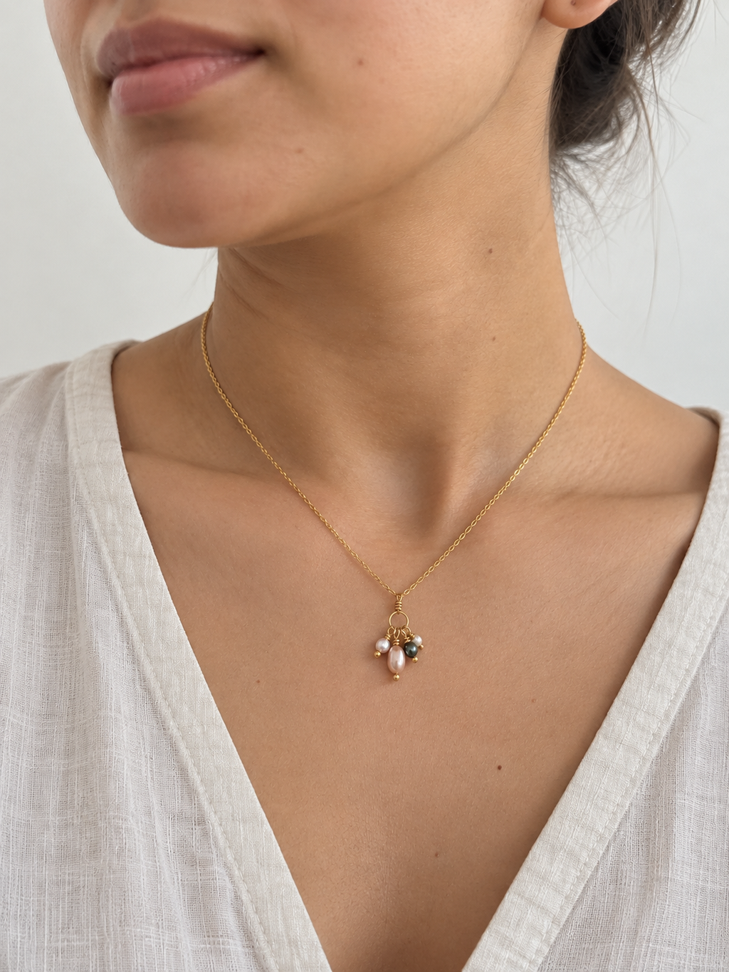 The Ocean Melody Pearl Chain