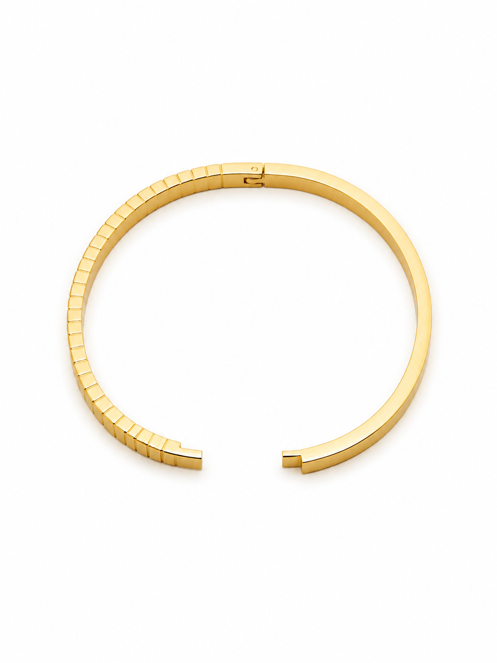 Aura Grooved Oval Bangle