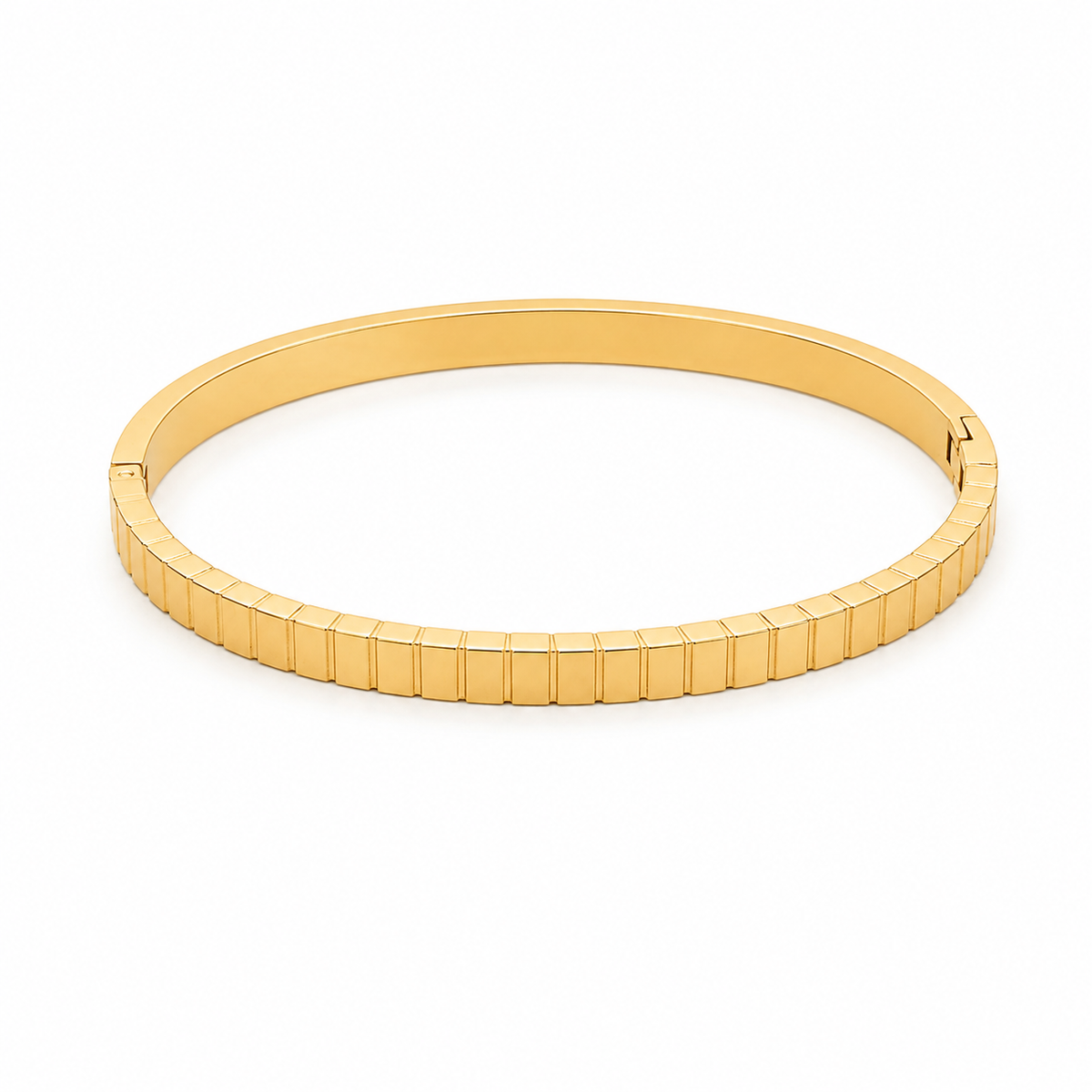 Aura Grooved Oval Bangle